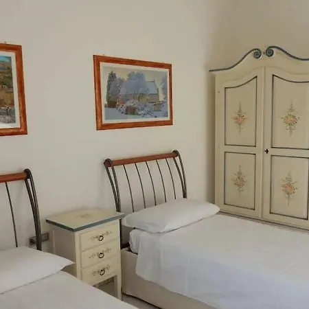 Italian Lakes Apartamento Maccagno
